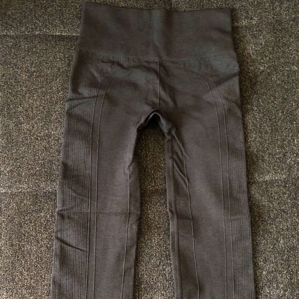 Lulu Lemon Yoga Pants Black
